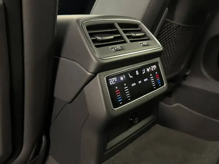 Audi A6, photo 26
