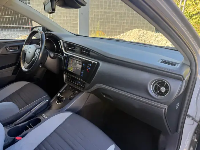 Toyota Auris, photo 15