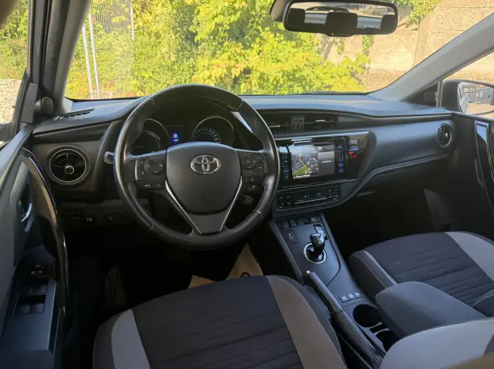 Toyota Auris, photo 11