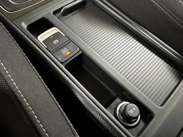 Volkswagen Golf GTD foto 22