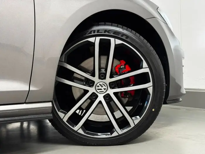 Volkswagen Golf GTD foto 8