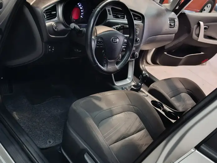 Kia Ceed / cee'd, photo 11