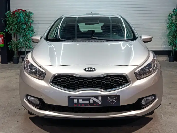 Kia Ceed / cee'd, photo 3