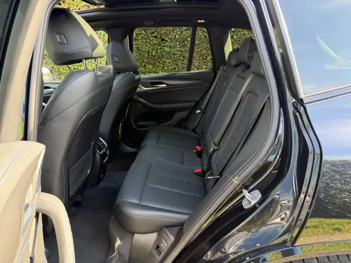 BMW iX3, photo 26