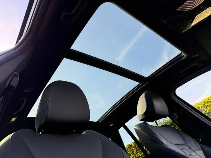 BMW iX3, photo 10