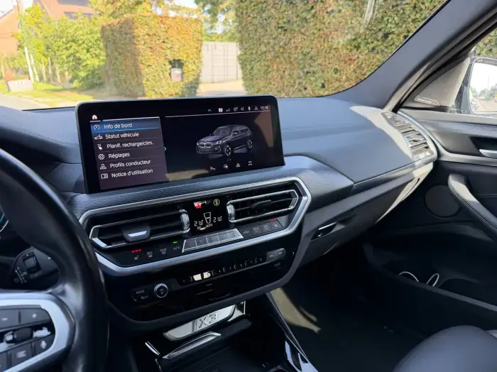 BMW iX3, photo 17