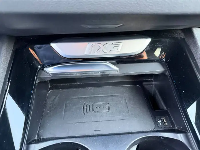 BMW iX3, photo 29