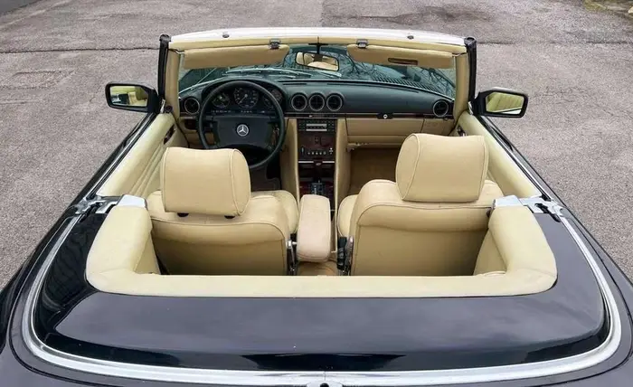 Mercedes-Benz SL 300 photo 15