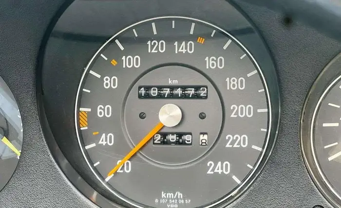 Mercedes-Benz SL 300 photo 10