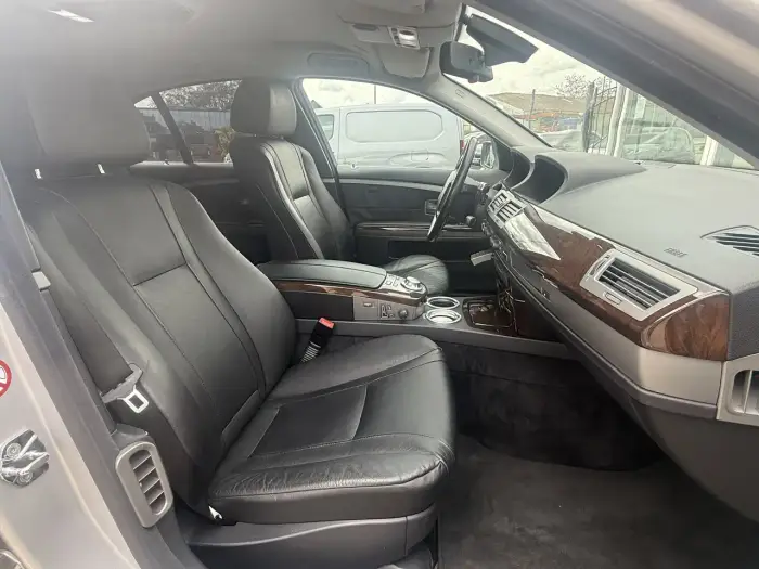 BMW 730, photo 18