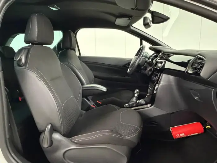 Citroen DS3, photo 13