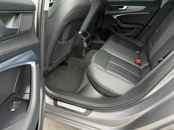 Audi A6, photo 13