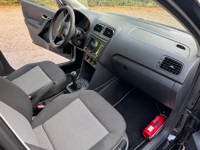 Volkswagen Polo (all) photo 11