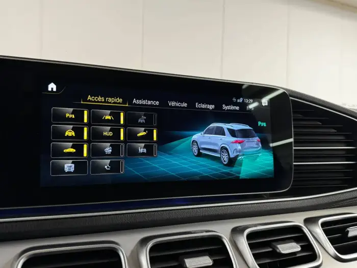 Mercedes-Benz GLE 53 AMG photo 18