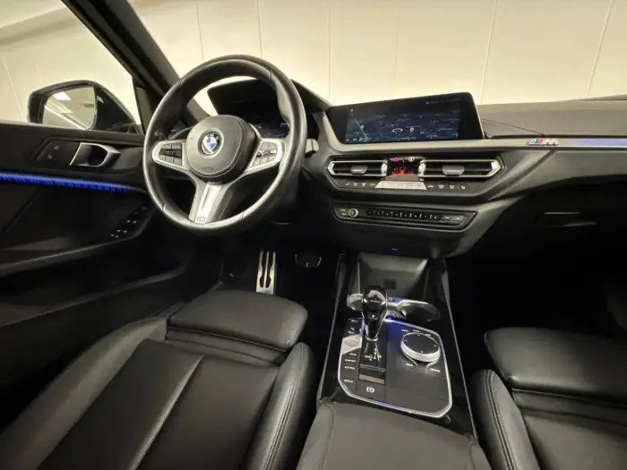 BMW 218, photo 9
