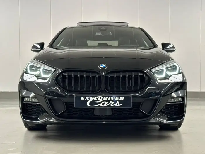 BMW 218, photo 3