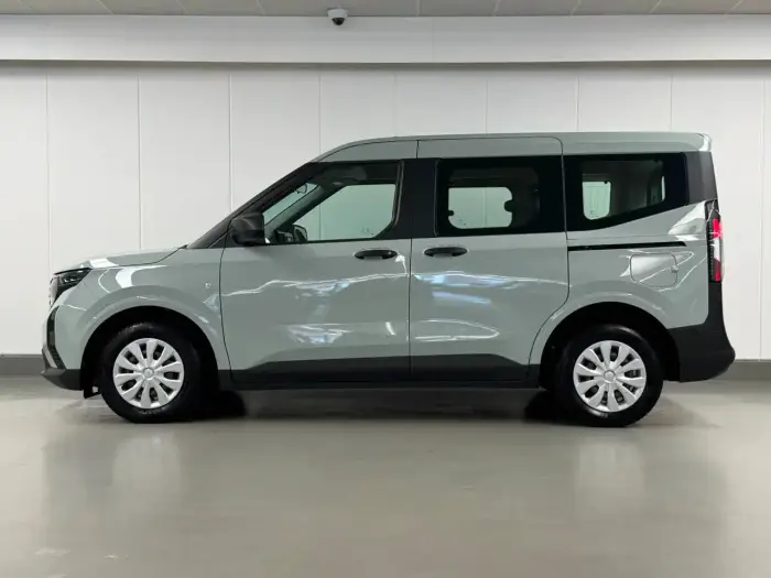 Ford Tourneo Courier, photo 2