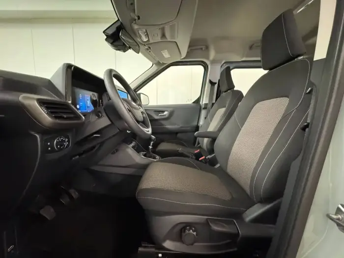 Ford Tourneo Courier, photo 21