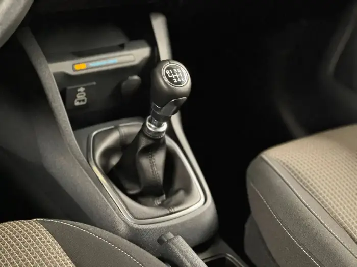 Ford Tourneo Courier, photo 18