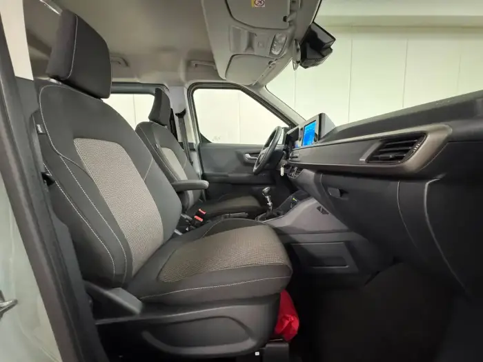 Ford Tourneo Courier, photo 22