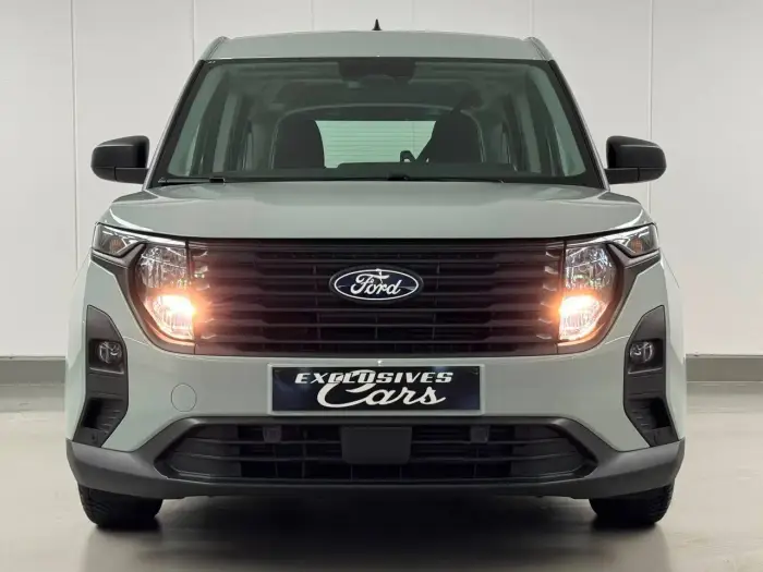 Ford Tourneo Courier, photo 3