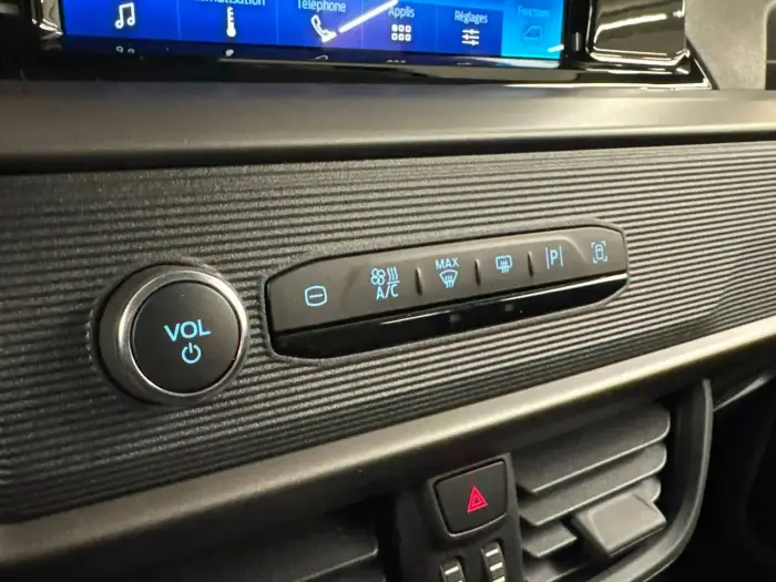 Ford Tourneo Courier, photo 19