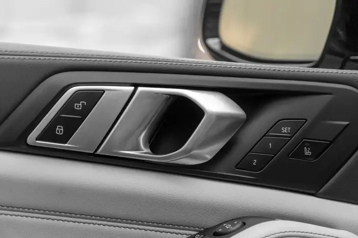 BMW X5 photo 13