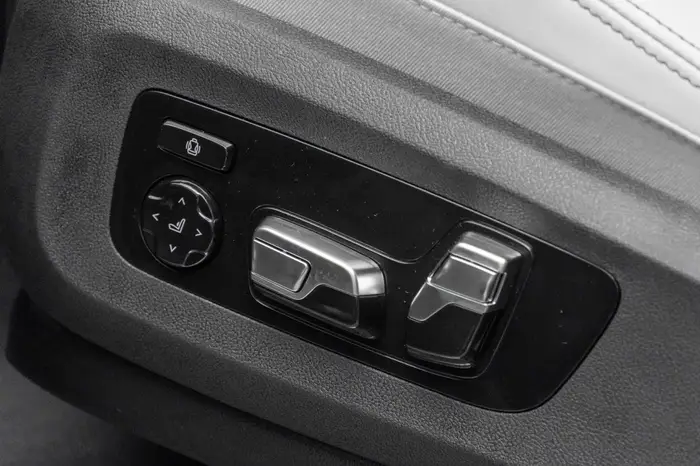 BMW X5 photo 11