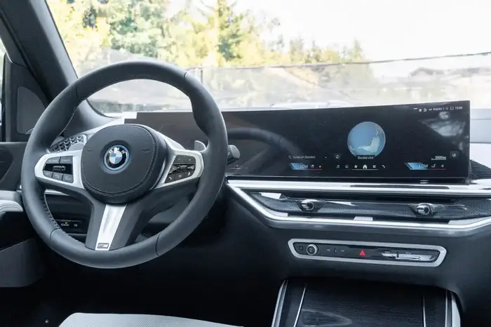 BMW X5 photo 8
