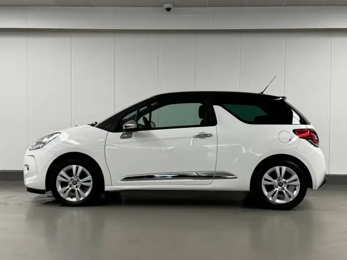 Citroen DS3 photo 2