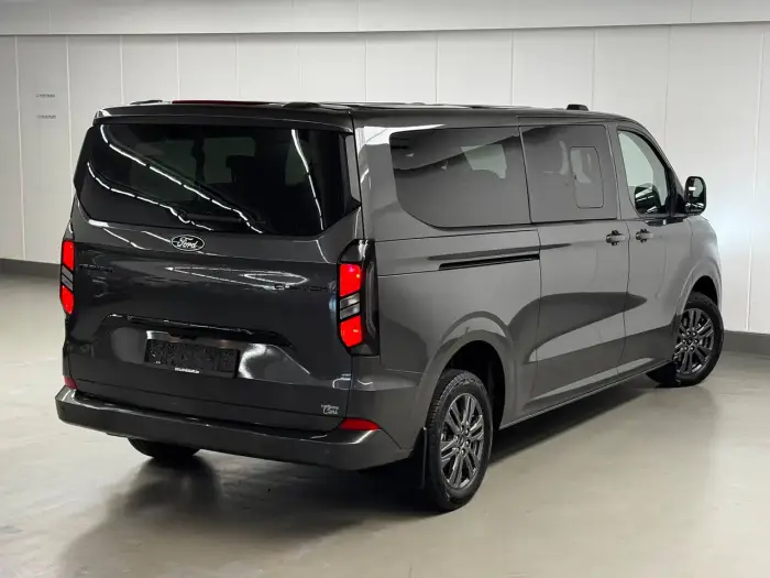 Ford Tourneo Custom, photo 6