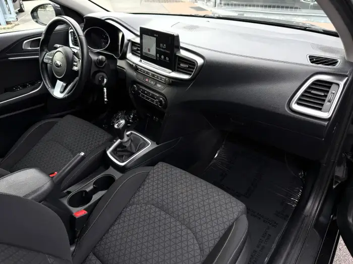Kia Ceed / cee'd, photo 16