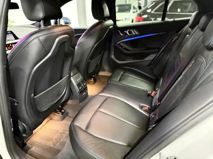 BMW 118, photo 23