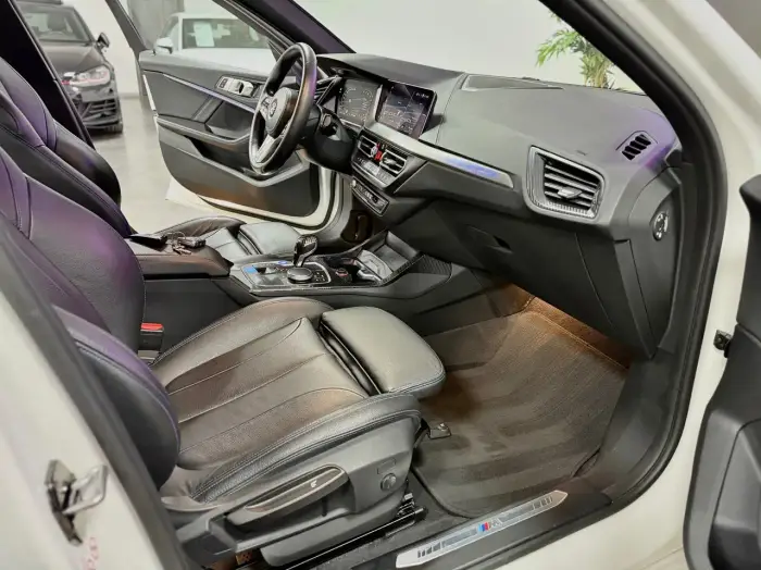 BMW 118, photo 17