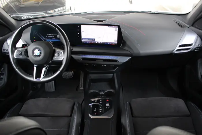 BMW 118 foto 7