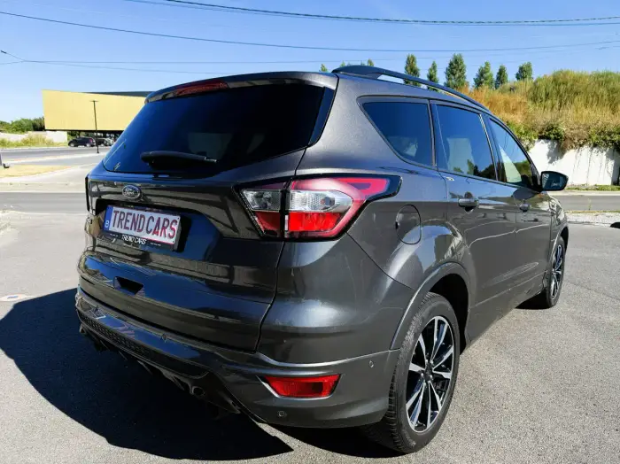 Ford Kuga, photo 6