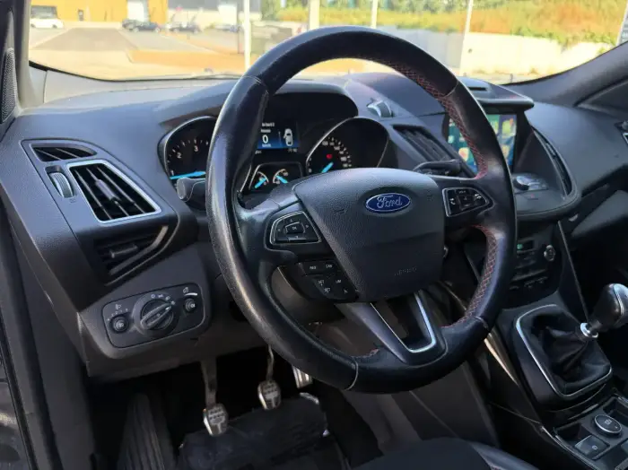 Ford Kuga, photo 11