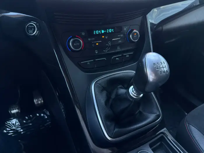 Ford Kuga, photo 18