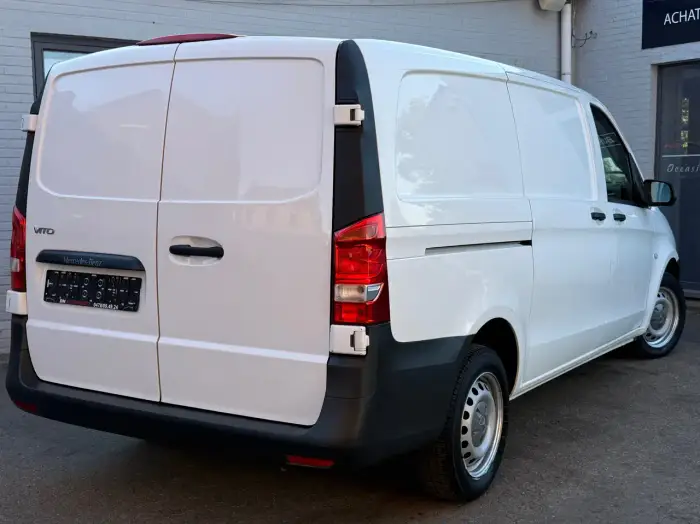 Mercedes-Benz Vito photo 3
