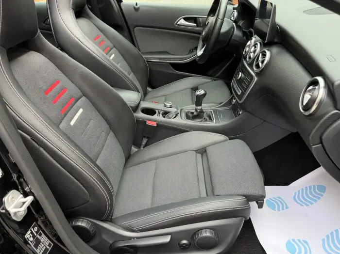 Mercedes-Benz A 160 photo 18