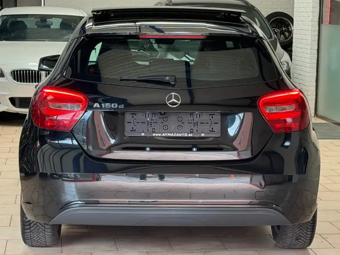 Mercedes-Benz A 160 photo 12