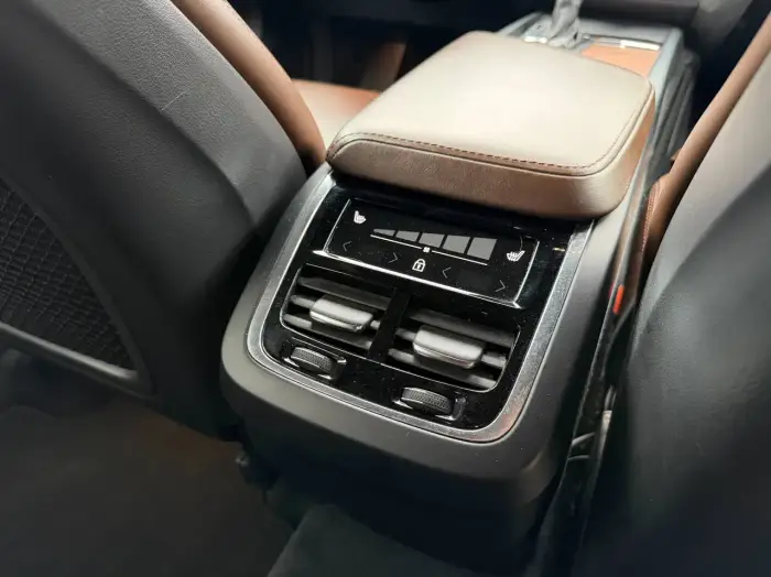 Volvo XC60 foto 14