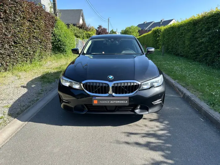 BMW 320, photo 3