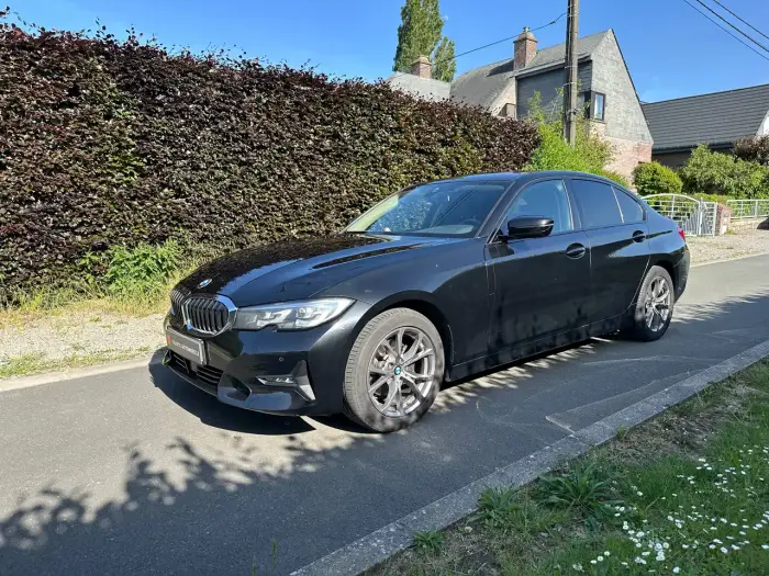 BMW 320, photo 2