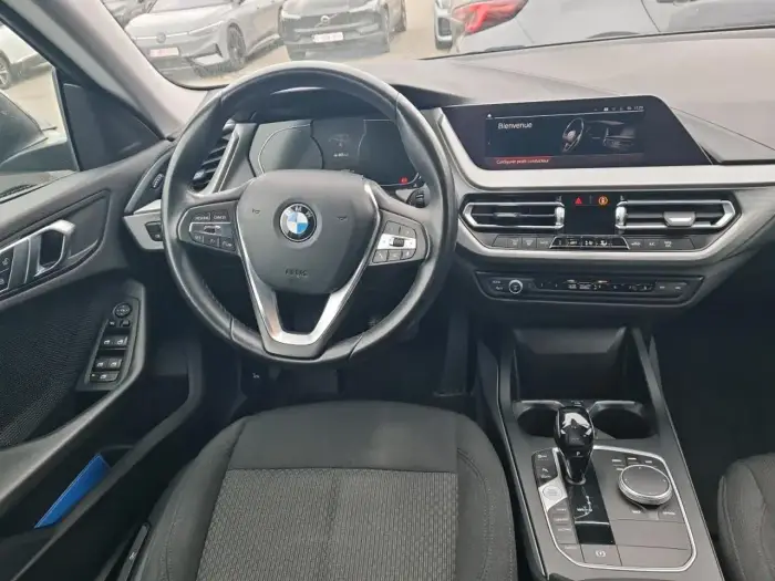 BMW 216, photo 3