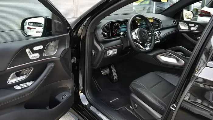 Mercedes-Benz GLE 400 photo 6