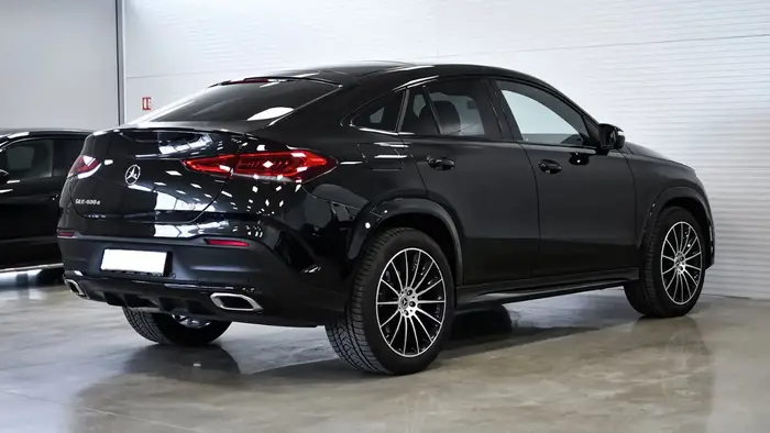 Mercedes-Benz GLE 400 photo 27