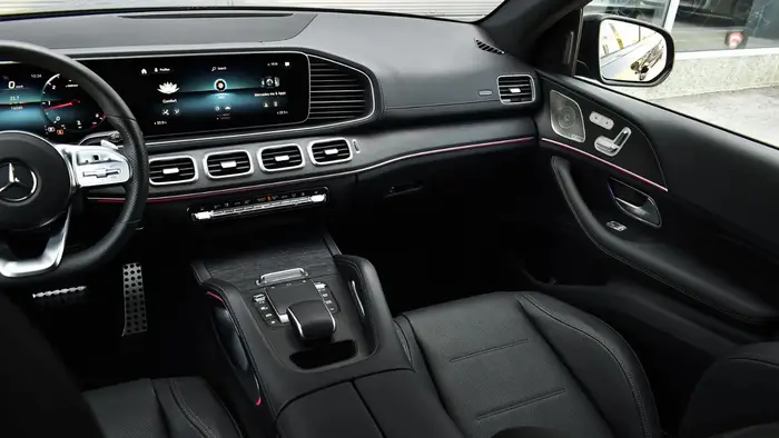 Mercedes-Benz GLE 400 photo 14