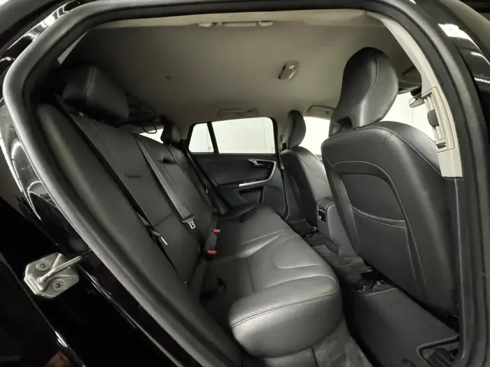 Volvo V60, photo 23
