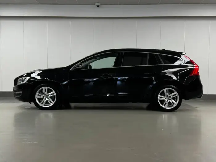 Volvo V60, photo 2